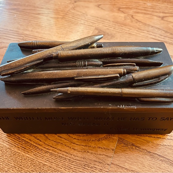 TMS Groovy Art Hemmingway Writer quote Heavy Pen Pencil Storage Box - Picture 8 of 14